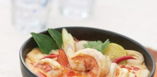 Tom Yum Goong: Spicy Thai Prawn Soup With Chili Global EAT - Tom Yum Goong: Spicy Thai Prawn Soup with Chili