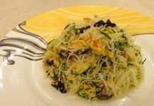 Stir-fried Thin Rice Noodles with Eggs and Spinach Global EAT - Stir-fried Thin Rice Noodles with Eggs and Spinach