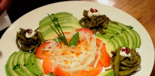 Ensalada De Nopalitos Y Jicama Global EAT - Ensalada De Nopalitos Y Jicama