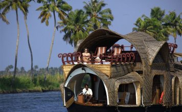 Alleppey: Cruising Asia’s Venice on Houseboat Global EAT - Alleppey: Cruising Asia's Venice on Houseboat