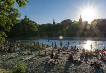 Swim to Work on the Isar: Alternative Urban Commuting Global EAT - Swim to Work on the Isar: Alternative Urban Commuting