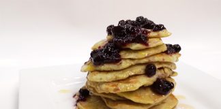 Banana Blueberry Pancakes: Quick, Simple and Gluten-Free Global EAT - Flourless Banana Blueberry Pancake