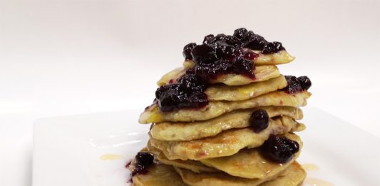 Banana Blueberry Pancakes: Quick, Simple and Gluten-Free Global EAT - Flourless Banana Blueberry Pancake