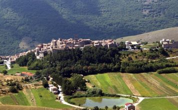Santo Stefano di Sessanio, Italy Pays You up to €44,000 for Relaxed Lifestyle GlobalEAT - Santo Stefano di Sessanio Village in Italy offers up to €44,000 for a new lifestyle