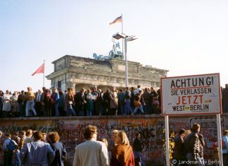 Berlin Wall: Celebrate 35 Years of Freedom with Unforgettable Events Global EAT: Berlin Wall: Celebrate 35 Years of Freedom with Unforgettable Events