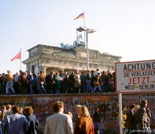 Berlin Wall: Celebrate 35 Years of Freedom with Unforgettable Events Global EAT: Berlin Wall: Celebrate 35 Years of Freedom with Unforgettable Events