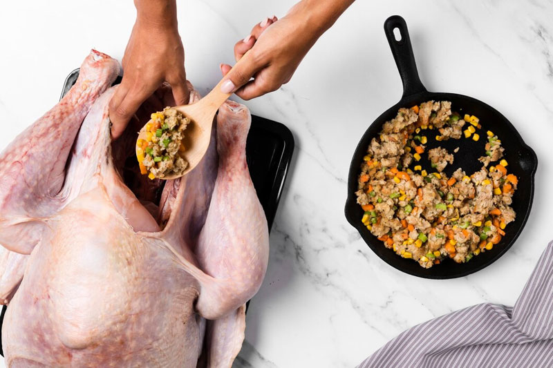 Global EAT - Thanksgiving Dishes: A Feast of Tradition, Flavour, and Debate