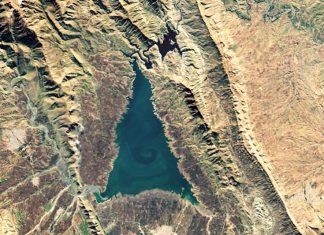 Christmas Tree from Space: Iraq’s Hidden Wonder Global EAT - Christmas Tree from Space: Iraq’s Hidden Wonder