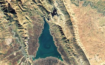 Christmas Tree from Space: Iraq’s Hidden Wonder Global EAT - Christmas Tree from Space: Iraq’s Hidden Wonder