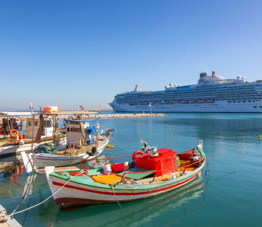 EU Entry/Exit System to Affect Cruise Passengers in 2025 Global EAT - EU Entry/Exit System to Affect Cruise Passengers Starting in 2025