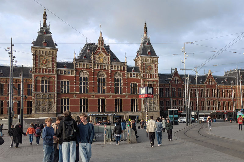 Global EAT - Travel Europe by Train: See the Continent Like a Local